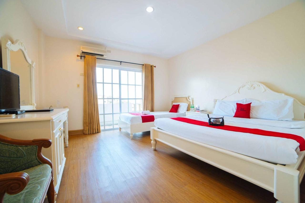 RedDoorz Premium @ Korea Town Angeles City Exterior foto